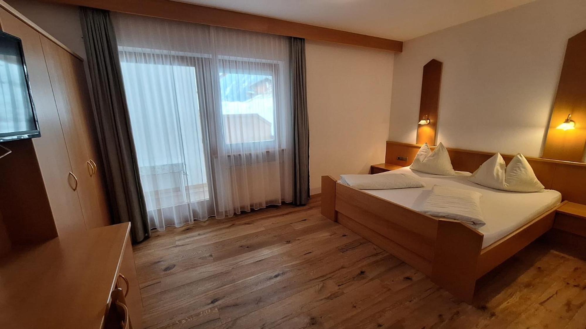 Alpenspitz Appartements - Garni - B&B Racines Exterior foto