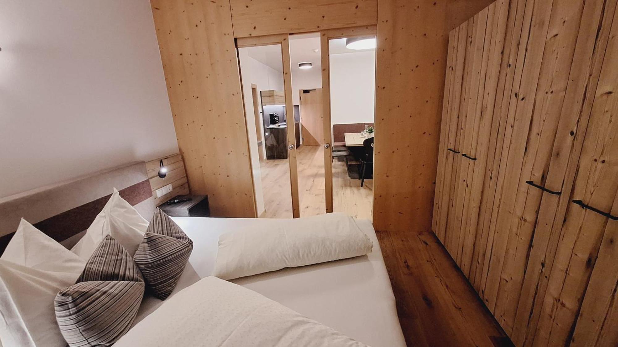 Alpenspitz Appartements - Garni - B&B Racines Exterior foto